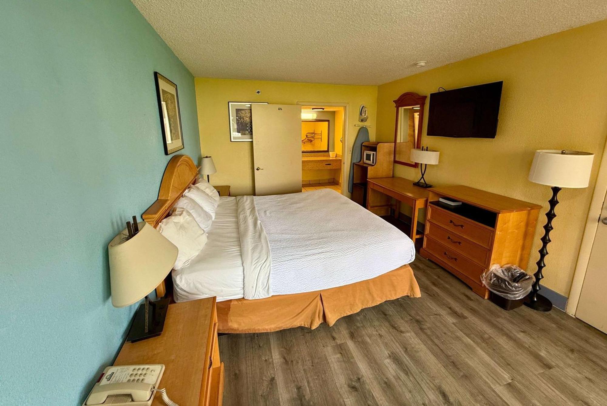 Days Inn By Wyndham Ruther Glen Kings Dominion Area Zewnętrze zdjęcie