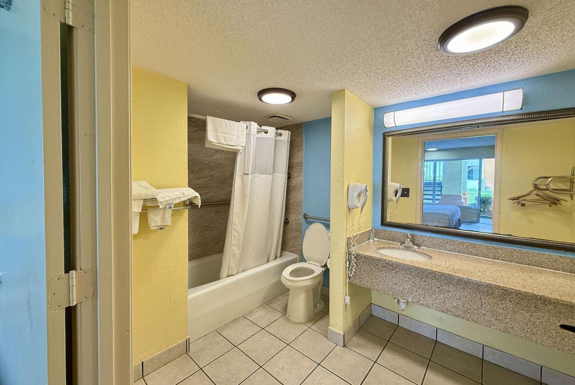 Days Inn By Wyndham Ruther Glen Kings Dominion Area Zewnętrze zdjęcie